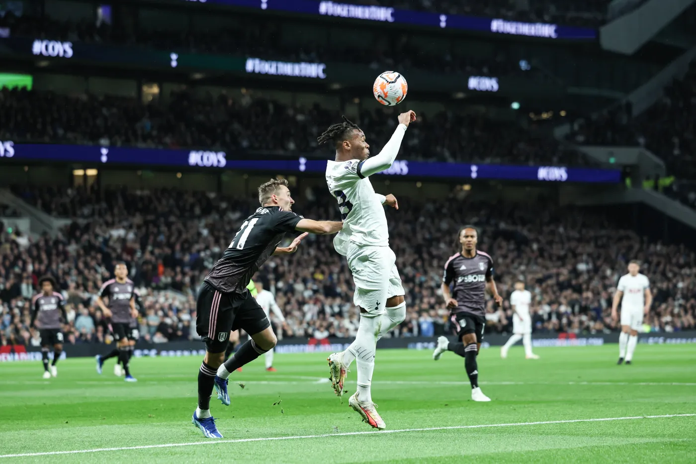 Timothy Castagne i Destiny Udogie