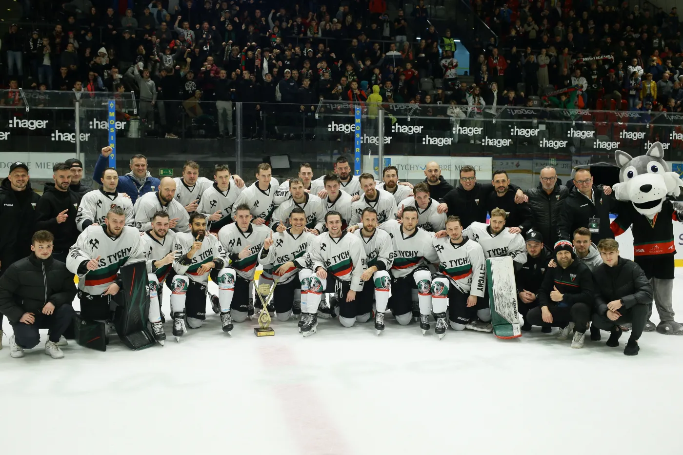 Hokeiści GKS Tychy czwarty raz w historii zdobyli Superpuchar Polski