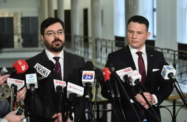 Tyszka z Konfederacji: Morawiecki zdradzał polskie interesy w relacjach z UE