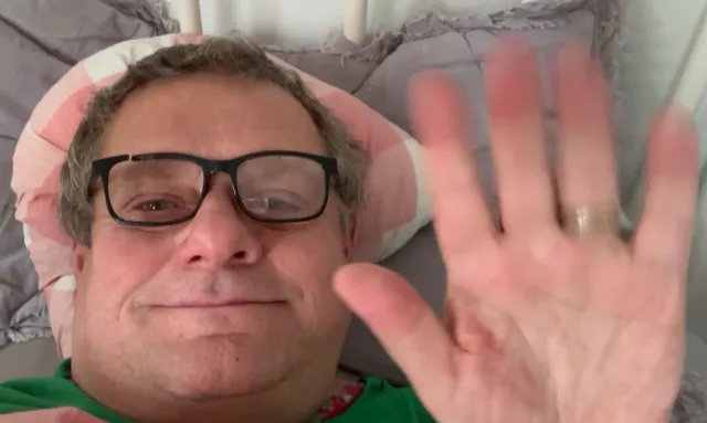 Kazik zamieścił niepokojące nagranie. Nie potrafił wydusić słowa