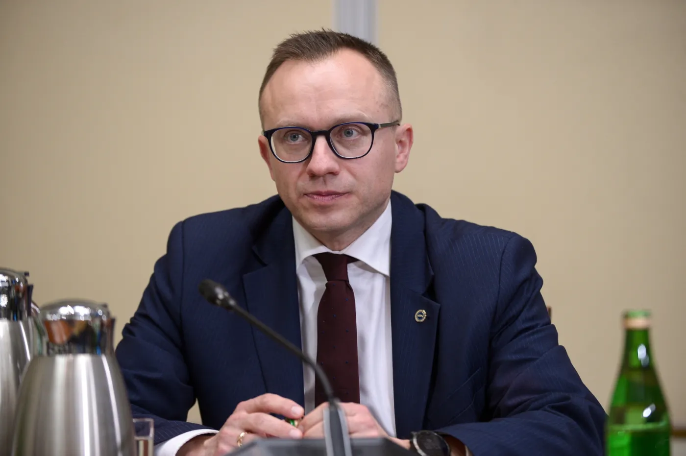 Zawrzało na komisji. "Nie rżnij Sobonia"