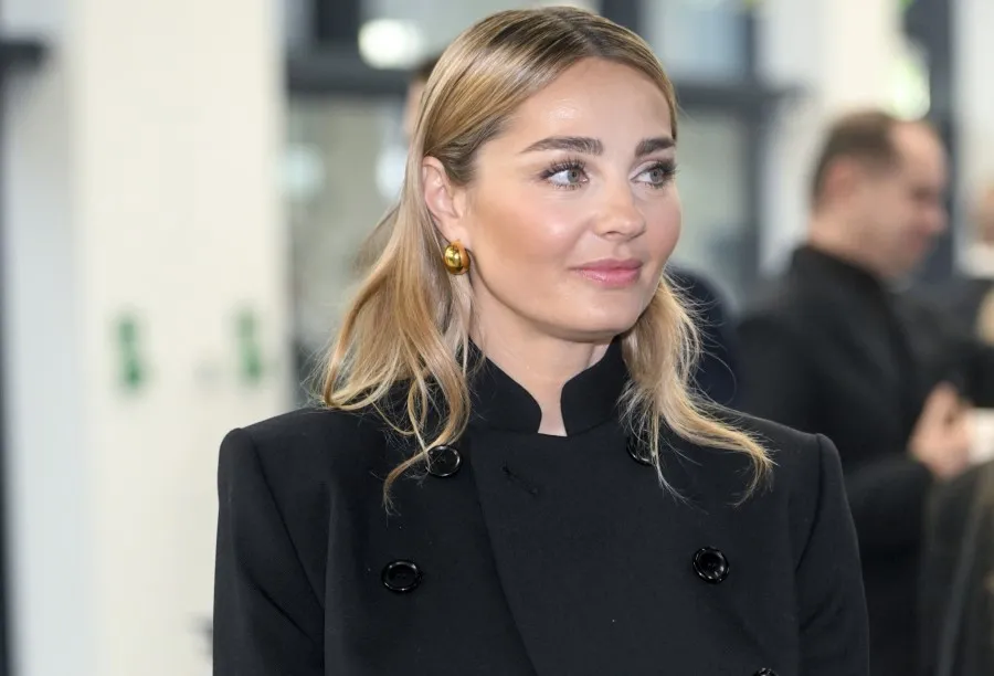 Małgorzata Socha w najmodniejszym swetrze sezonu. Warto mieć ten model w szafie [WIDEO]