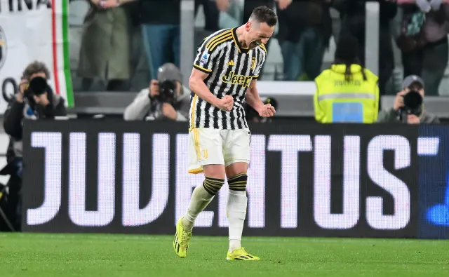 Milik strzelił gola dla Juventusu. Szczęsny skapitulował dwa razy [WIDEO]