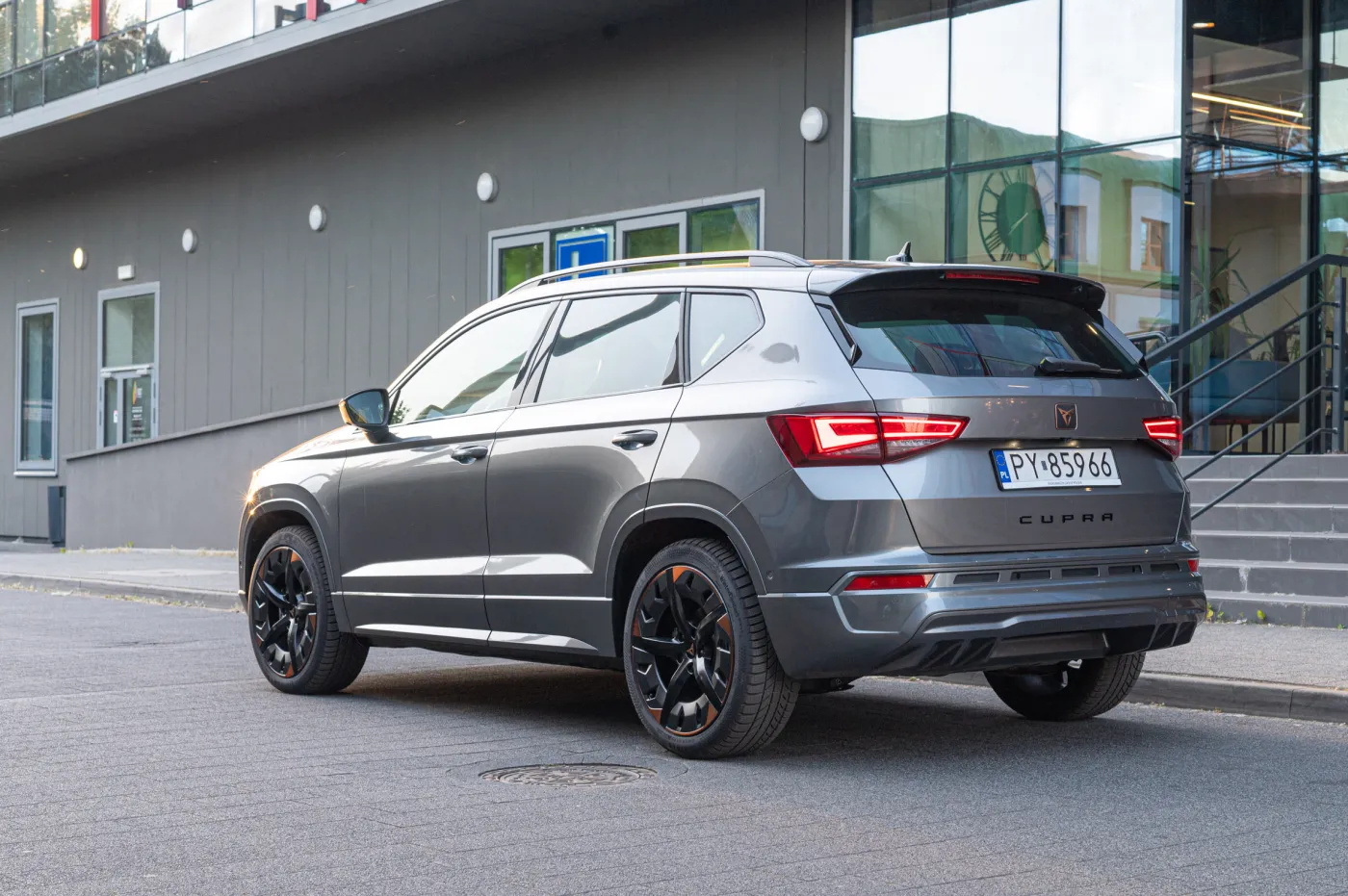 cupra-ateca-20-tsi-190-km-4drive-38191819.jpg