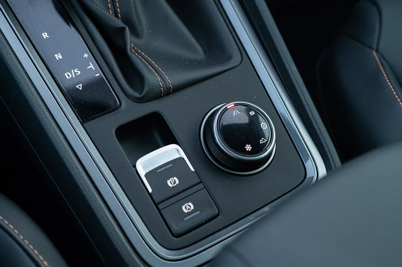 cupra-ateca-20-tsi-190-km-4drive-38191841.jpg