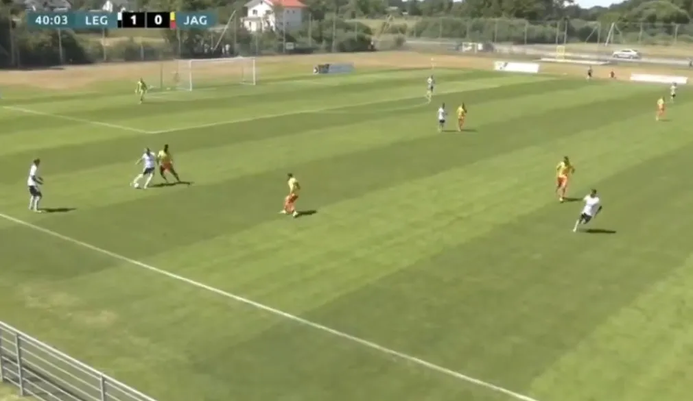 Piłkarz Legii w trakcie meczu ordynarnie zwyzywał czarnoskórego gracza Jagiellonii