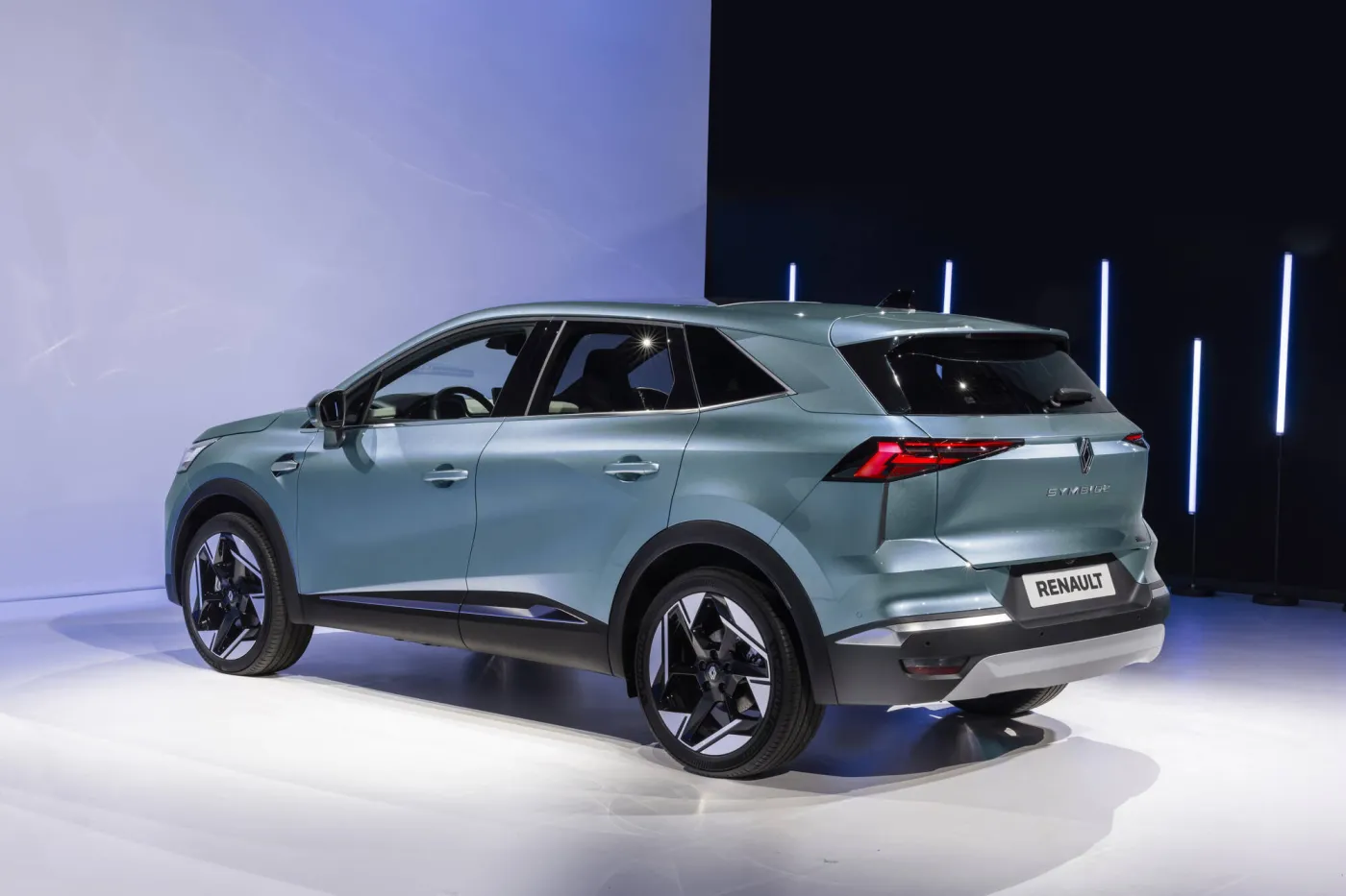 renault-symbioz-etech-full-hybrid-38176378.jpg