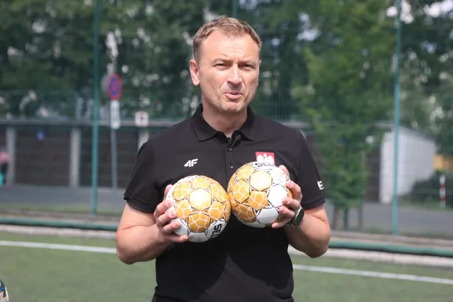 Minister sportu zbulwersowany wydatkami prezesa PKOl