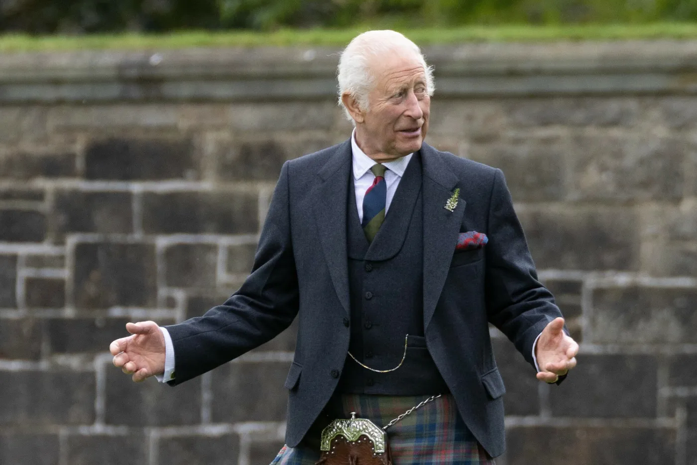 Król Karol III  choruje na nowotwór