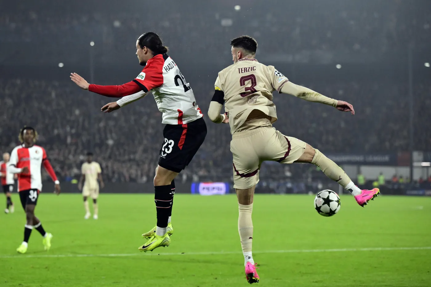 Piątkowski z asystą w Lidze Mistrzów. Atletico lepsze od Paris Saint-Germain