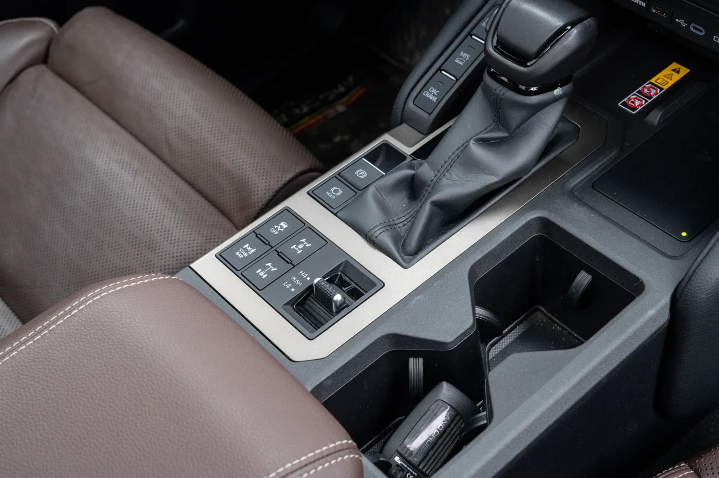 toyota-land-cruiser-first-edition-38416179.jpg