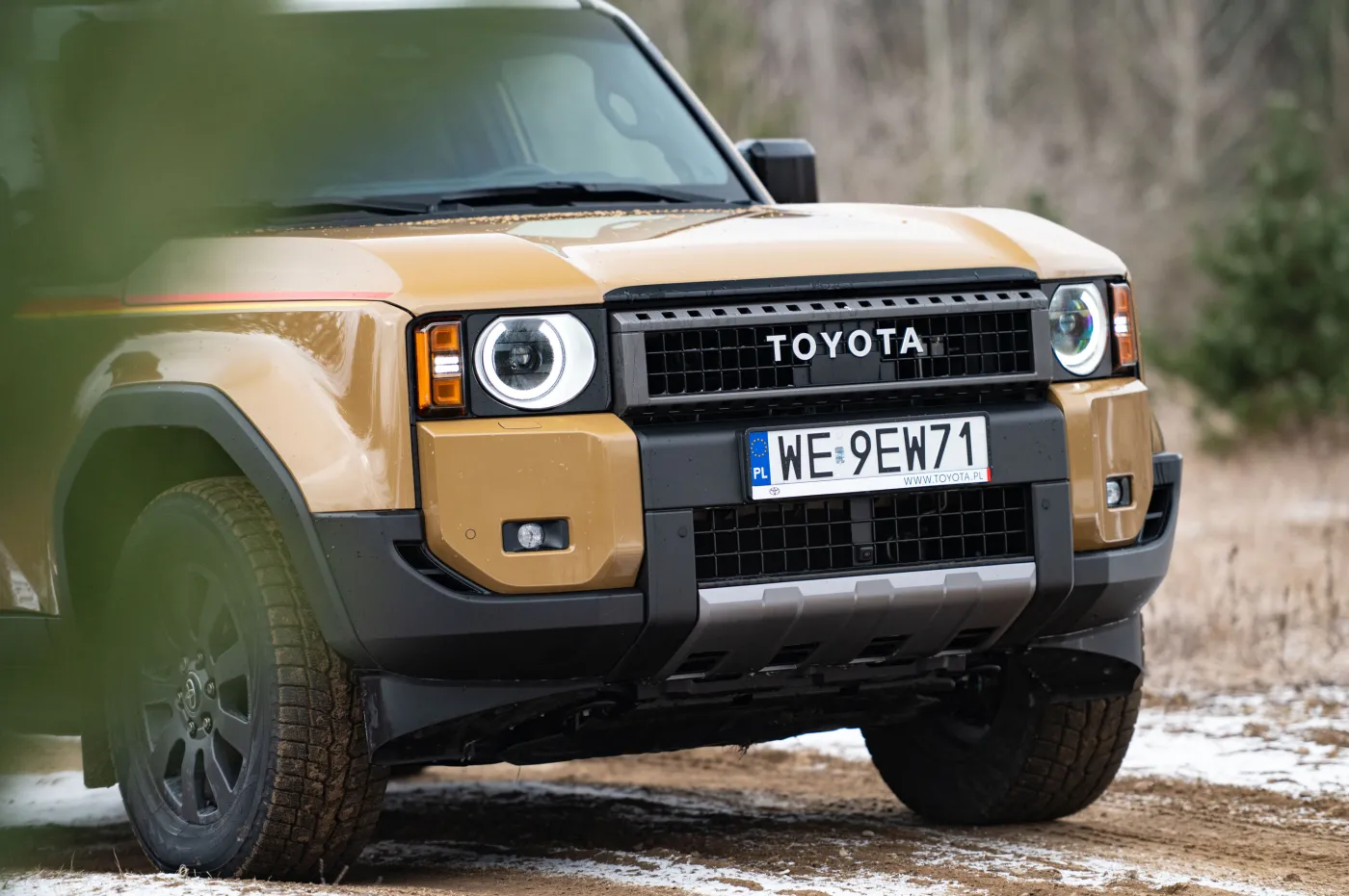 Nowa Toyota znika w ciemno. Silnik 2.8 i napęd 4x4 hitem