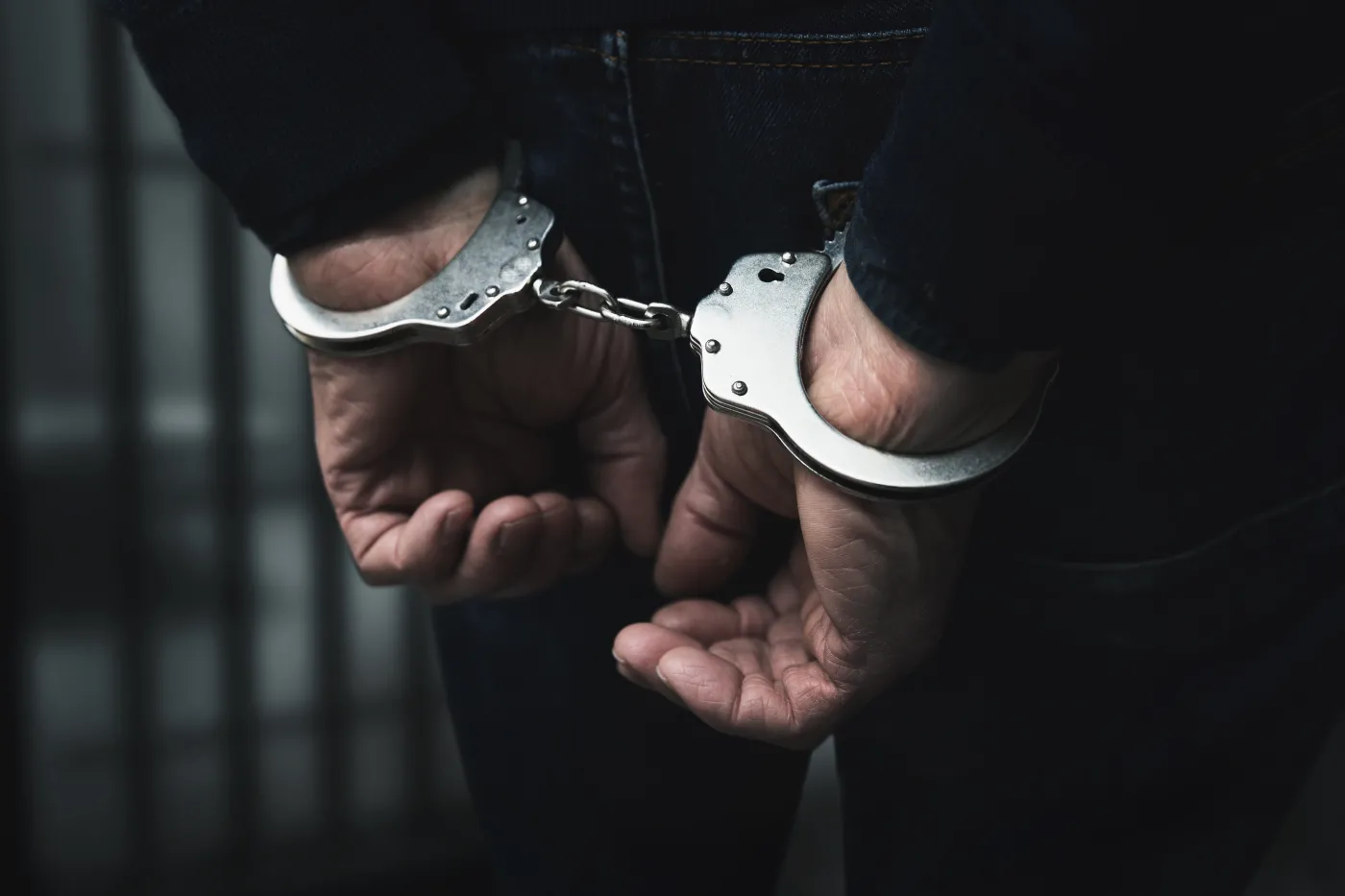 Policja rozbiła szajkę złodziei. Okradali domy słynnych i bogatych