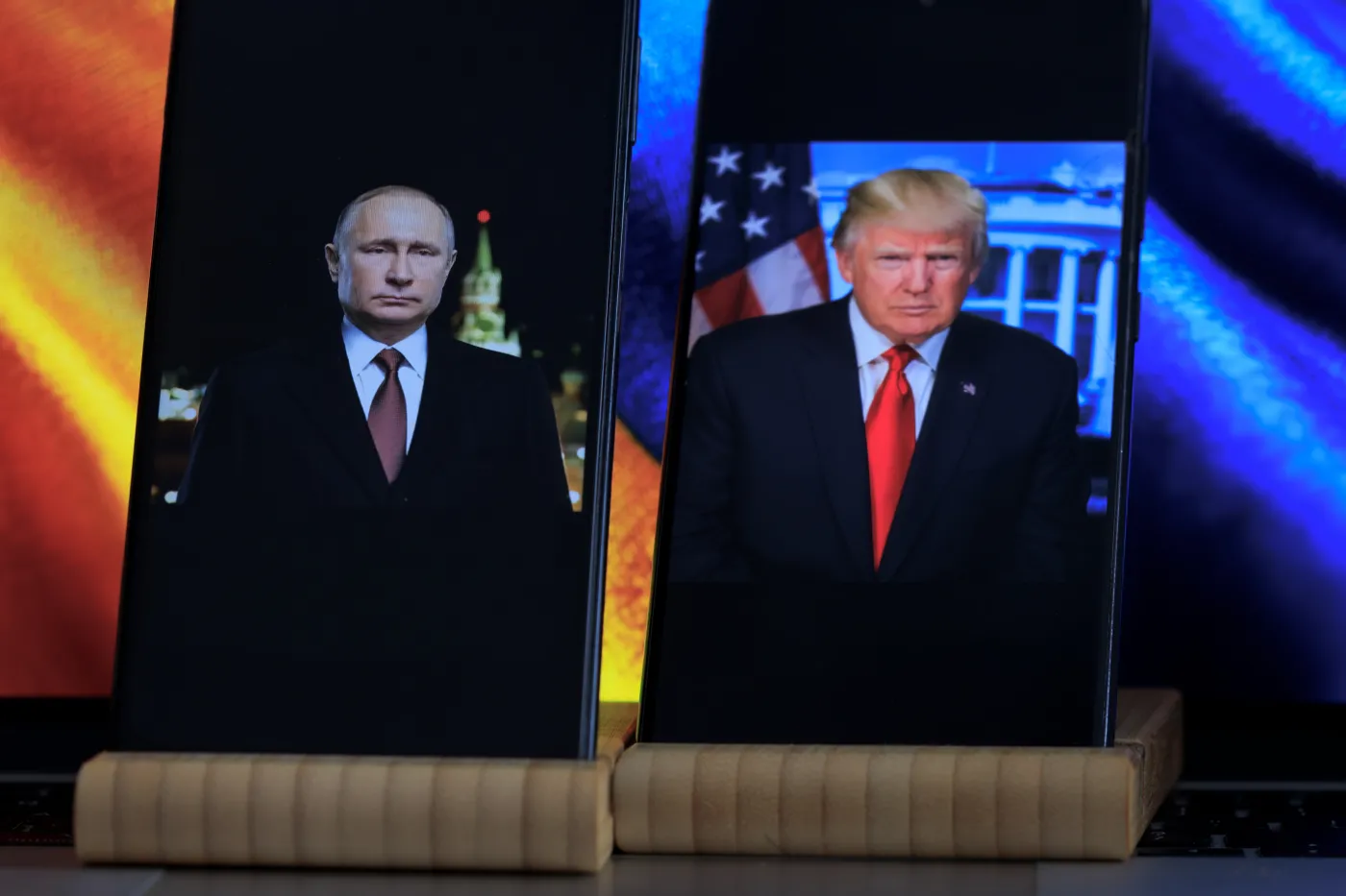 Rosja zbliża się do ruchu Trumpa. "Economist" ostrzega