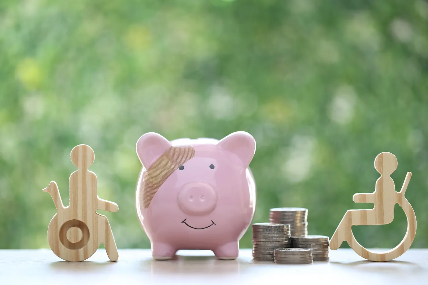 Świadczenie wspierające 2025. Jakie kwoty po waloryzacji 2025? Jak uzyskać świadczenie wspierające w 2025 roku?