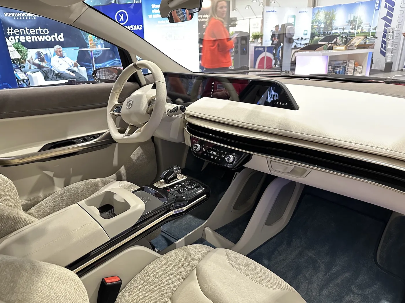 Izera jednak przetrwa? "Kluczowe decyzje w ciągu dwóch tygodni"