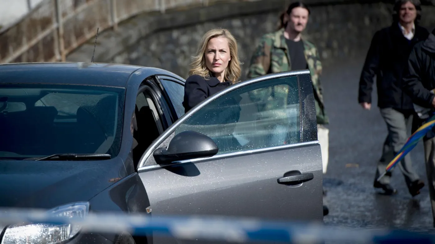 Gillian Anderson w serialu "Upadek"