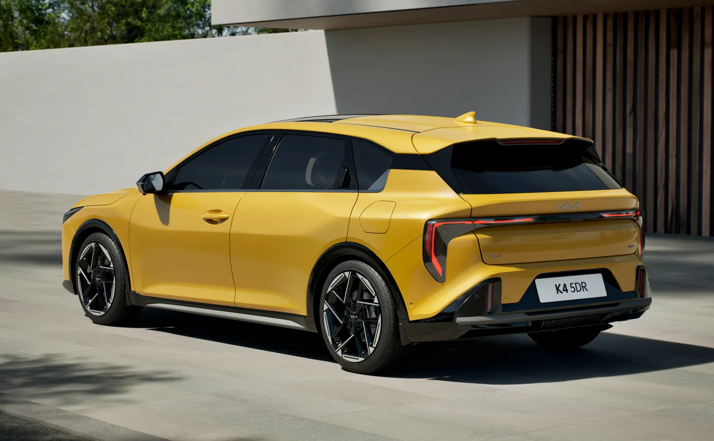 nowa-kia-k4-jest-wieksza-niz-ceed-38582188.png