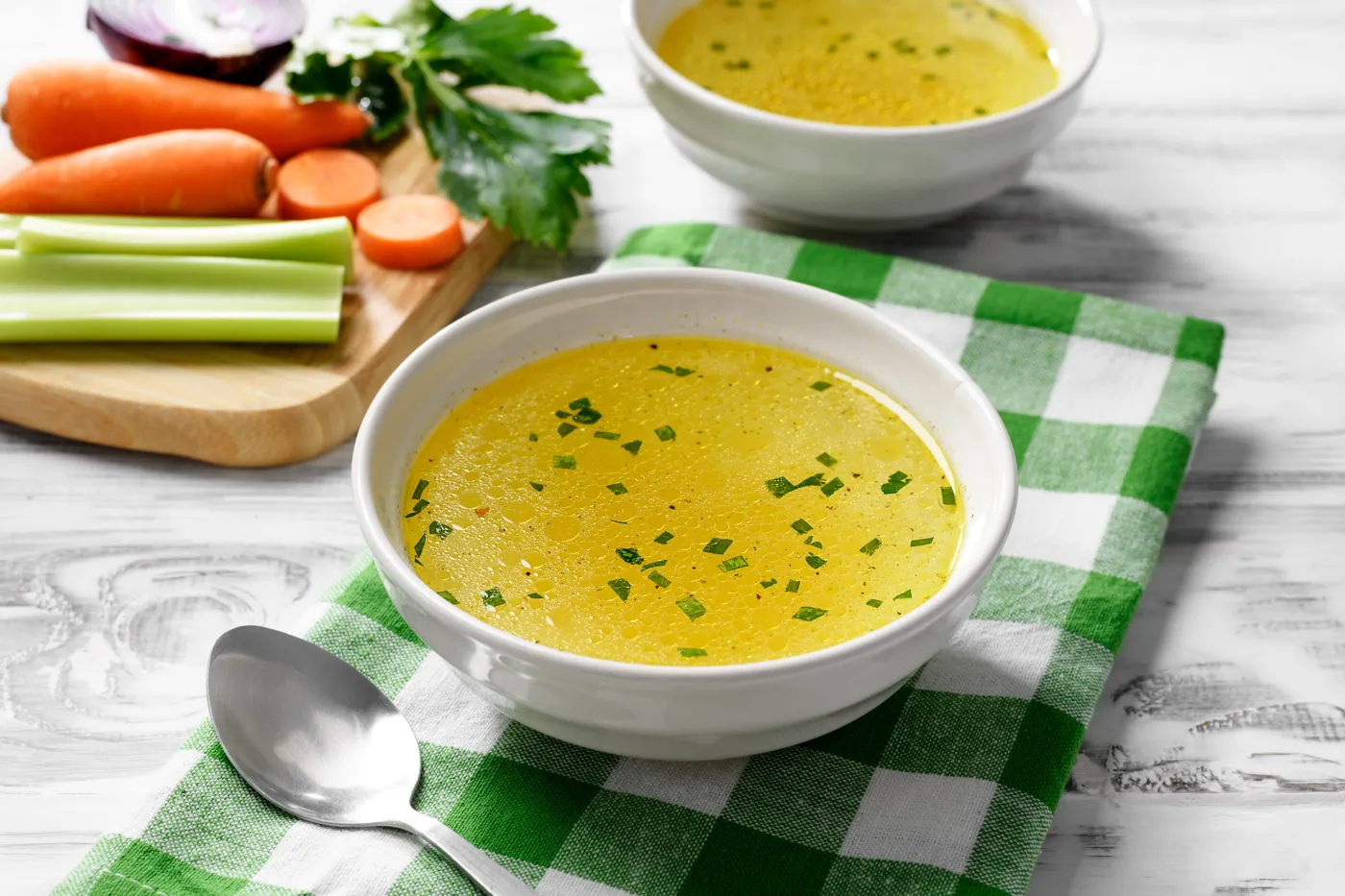Chicken,Broth,,Stock,Or,Bouillon,With,Vegetables