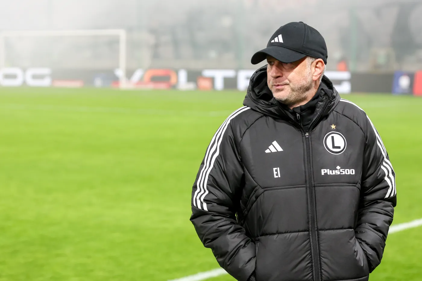 Legia zatrważająco nieprzygotowana do meczu z Górnikiem. Pokerowa zagrywka Iordanescu zakończyła się klęską