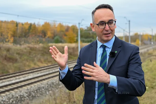 Minister infrastruktury zapowiedział koniec CPK. Projekt został zmieniony