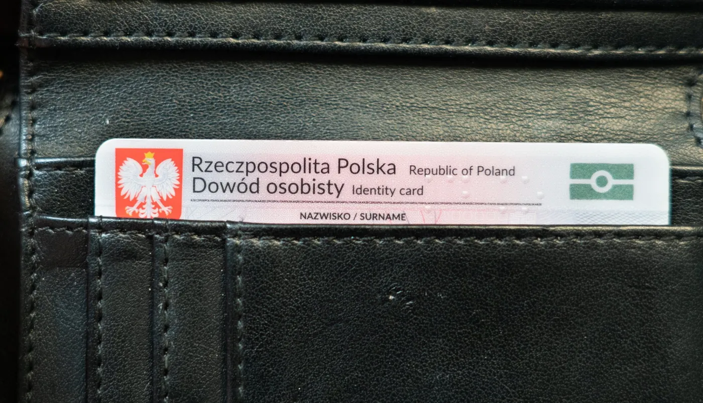 Polish,Id,Card,(identity,Card),In,Black,Wallet.,Polish,Emblem