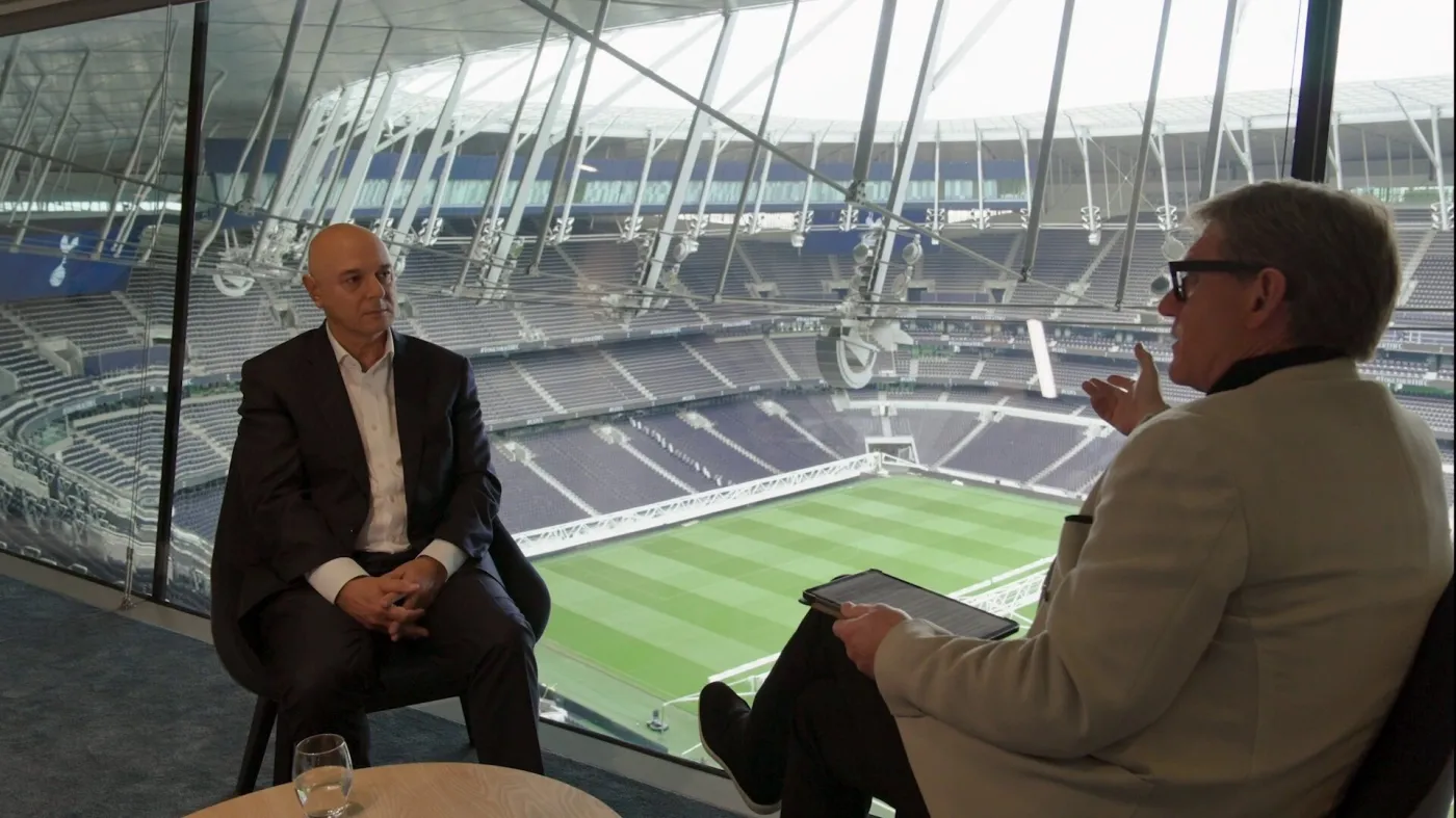 Jak piłka nożna przekształciła się w biznes wart 100 miliardów dolarów? Nowy serial szuka odpowiedzi