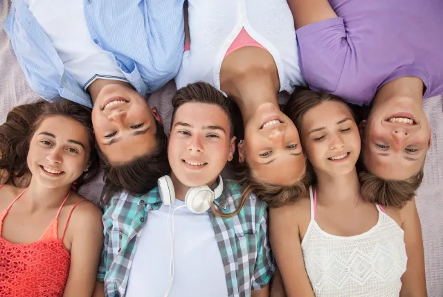 Młodzieżowe Słowo 2025 wybrane. Co oznacza "szponić"?