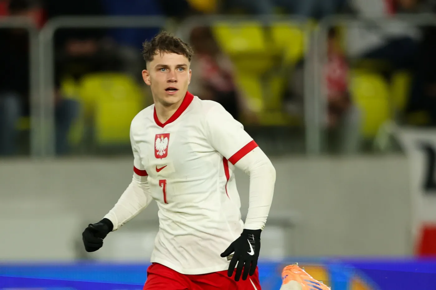 Oskar Pietuszewski czeka na debiut. W środę Porto zmierzy się z Benficą