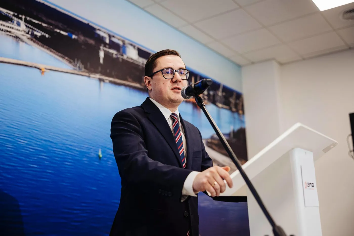 Co z bezpieczeństwem energetycznym Polski w czasie wojny? Minister informuje