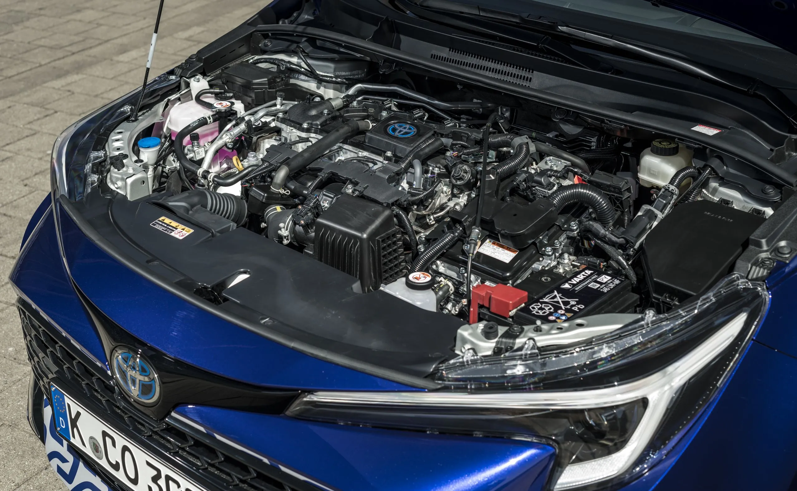 Aż 80% Polaków kupuje ten jeden silnik. Toyota uderza w cenniki konkurencji