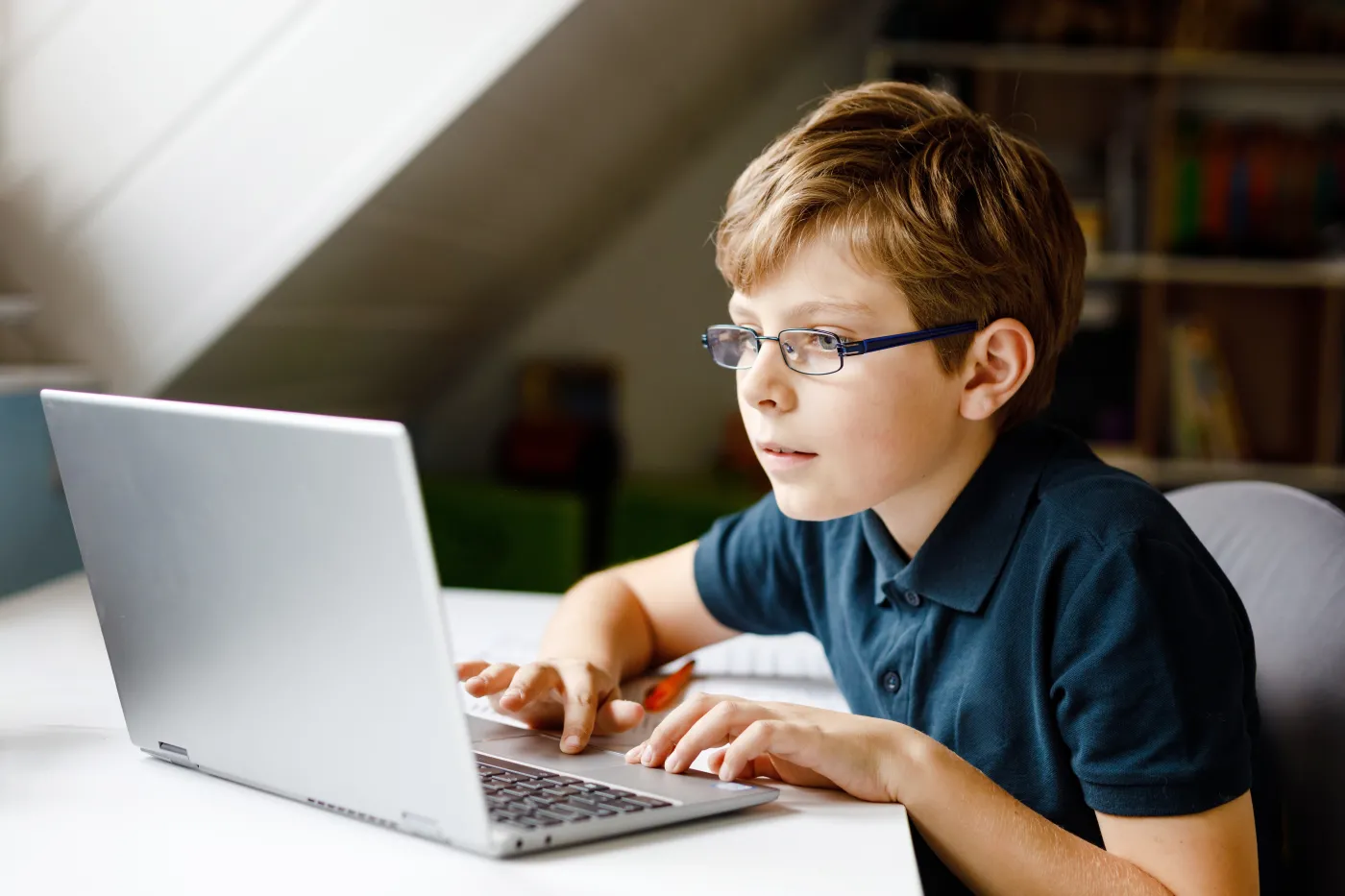 Laptop, komunia, prezent na komunię