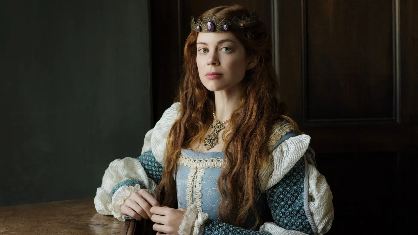 Charlotte Hope jako Katarzyna Aragońska w serialu "Hiszpańska księżniczka"