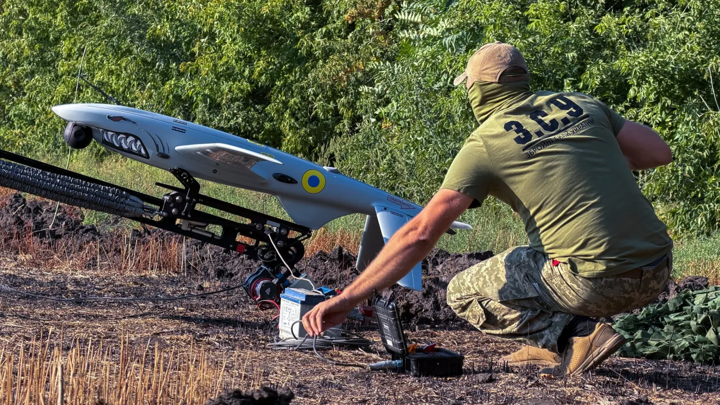 Ukraina znów zadała bolesne ciosy Rosji. Drony uderzyły w wojskowe lotniska