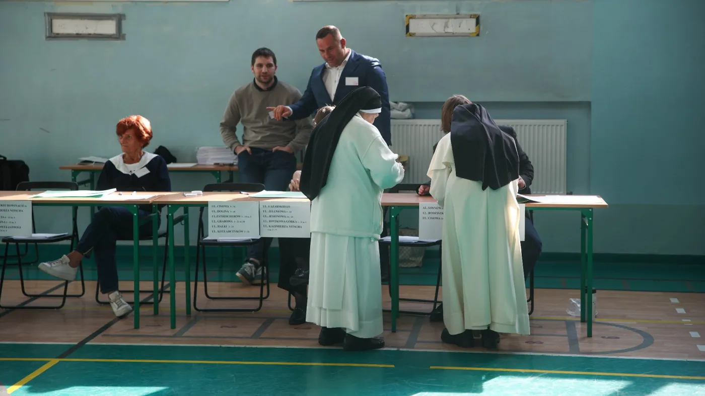 Kraków wybiera prezydenta. Policja odnotowała zakłócenie ciszy wyborczej