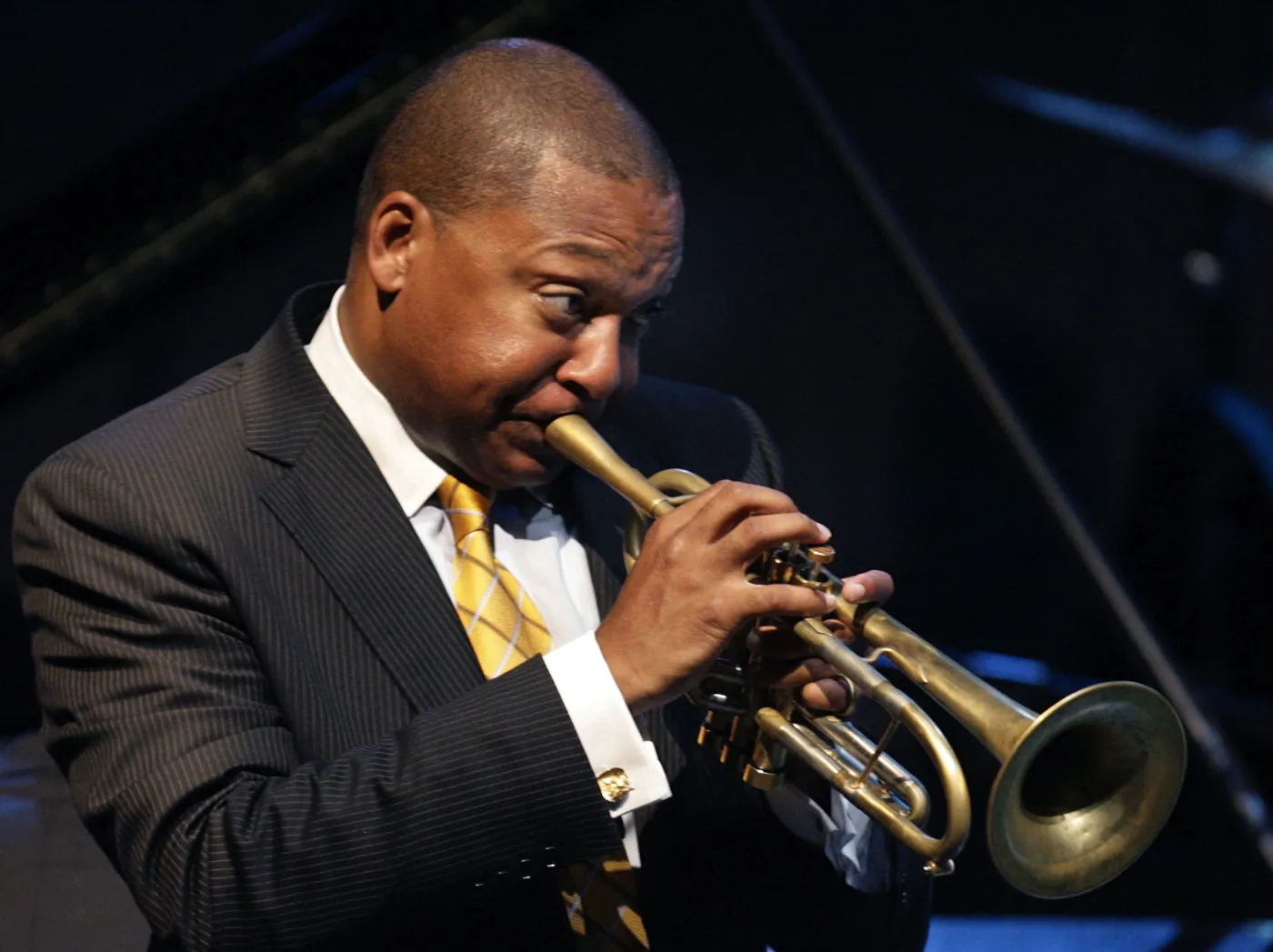 2261303-wynton-marsalis-na-16th-international.jpg