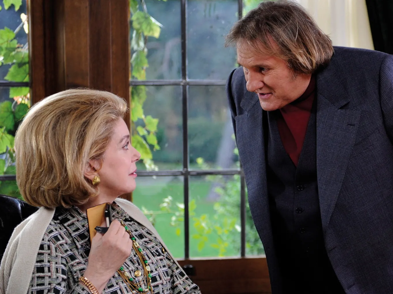 Catherine Deneuve i Gérard Depardieu w flmie Żona doskonała