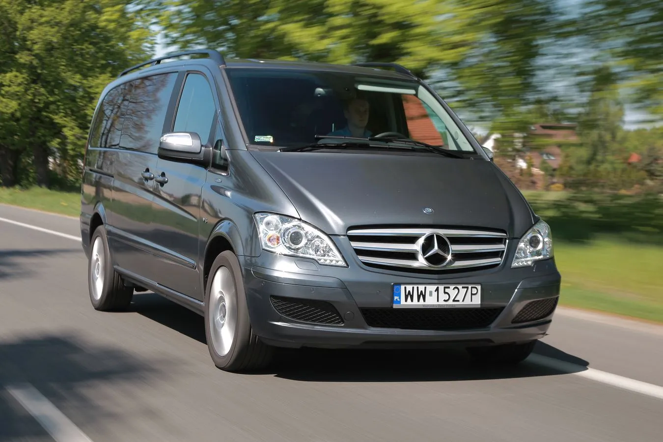 2848785-mercedes-mercedes-viano-cdi-ambiente-3.jpg