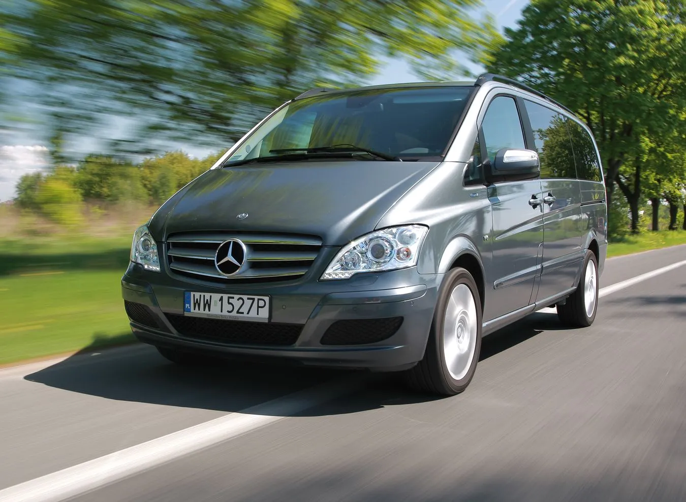 2848970-mercedes-mercedes-viano-cdi-ambiente-8.jpg