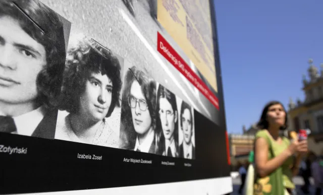 Śmierć Pyjasa: Biegli potwierdzają upadek ze schodów