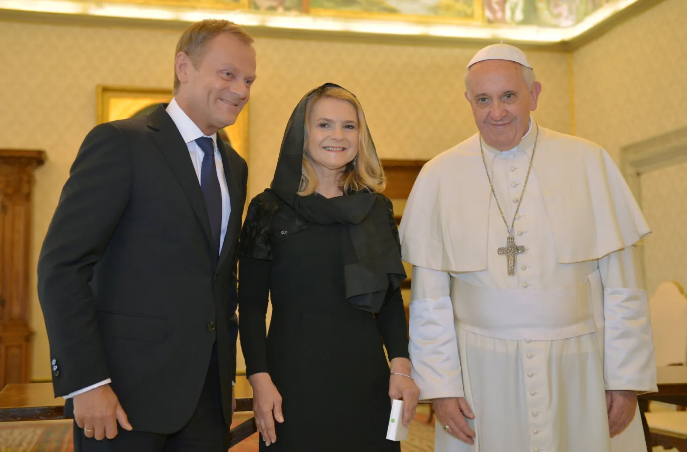 Tusk na audiencji u papieża. Franciszek dostał polską żywność