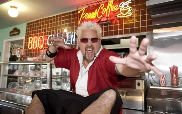 7545848-guy-fieri-to-jedna-z-gwiazd-programu.jpg