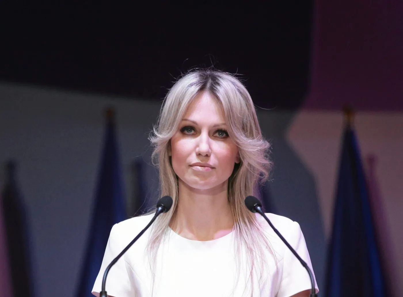 Mocny start kampanii Ogórek i od razu atak na Komorowskiego