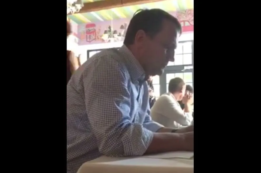 Radosław Sikorski na filmie nagranym przez Zbigniewa Stonogę