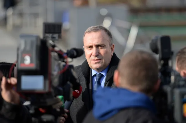 Opozycyjny bunt przeciw PiS? Schetyna o braku wicemarszałków z PSL i Nowoczesnej