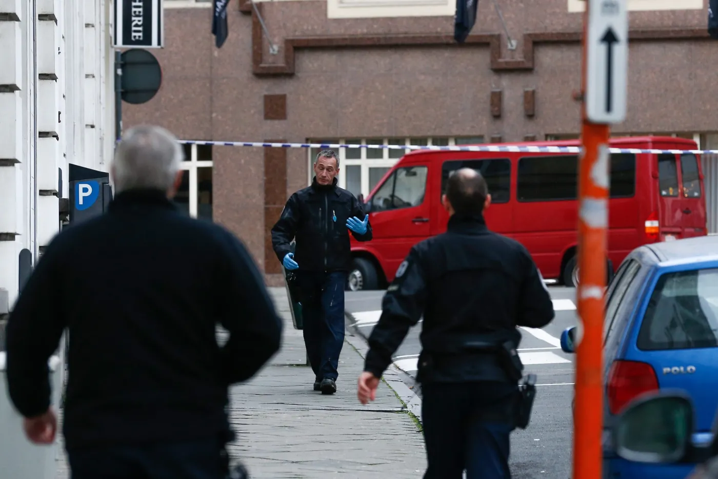 Najwyższy stopień zagrożenia w Brukseli. Nie kursuje metro, odwołano imprezy