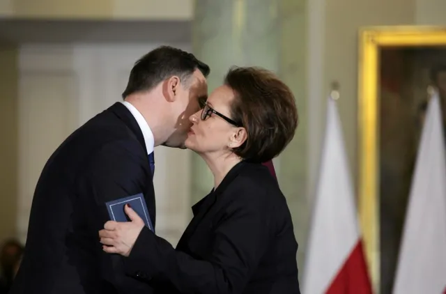 Szefowa MEN spotka się z Karoliną i Tomaszem Elbanowskimi. "To pewien symbol"