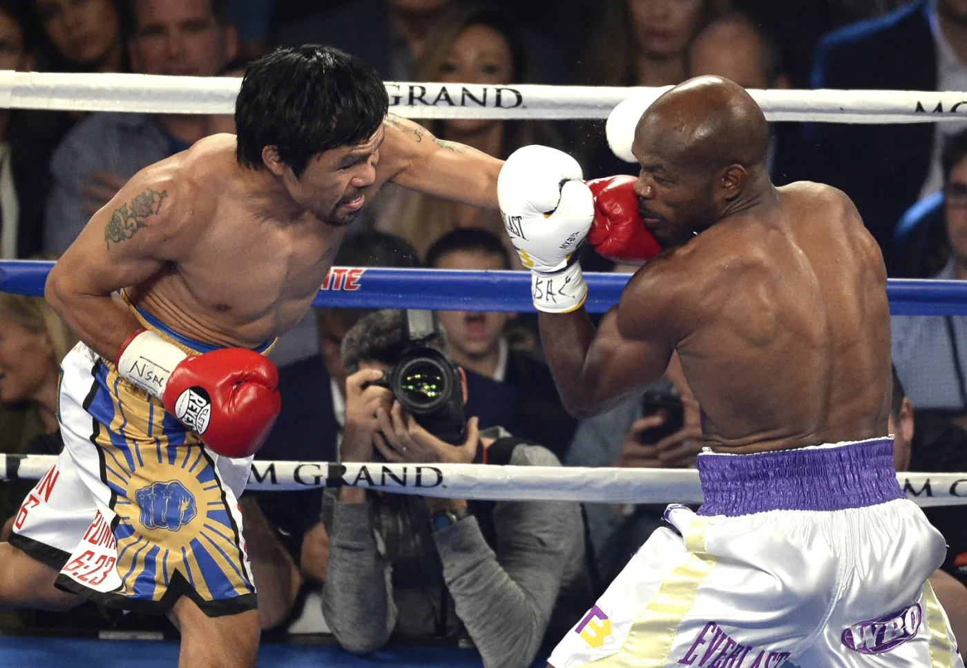8919234-manny-pacquiao-wygral-swoja-pozegnalna.jpg