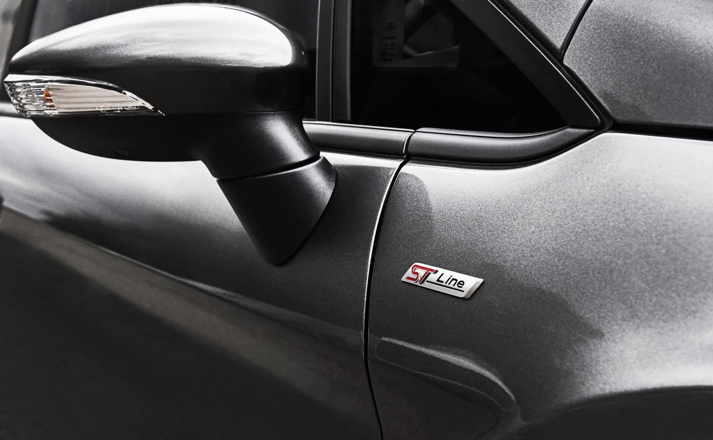 Ford wprowadza na rynek dwa nowe modele. Zwykły focus i fiesta to za mało