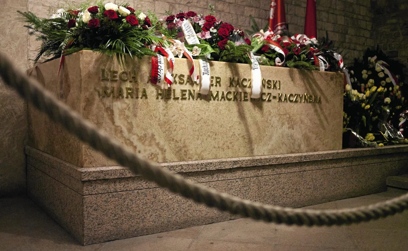 Sarkofag pary prezydenckiej w krypcie wawelskiej